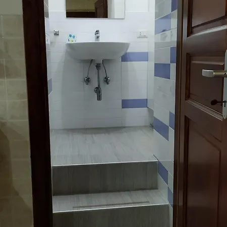 Πανσιόν Casa Regina Dongo
